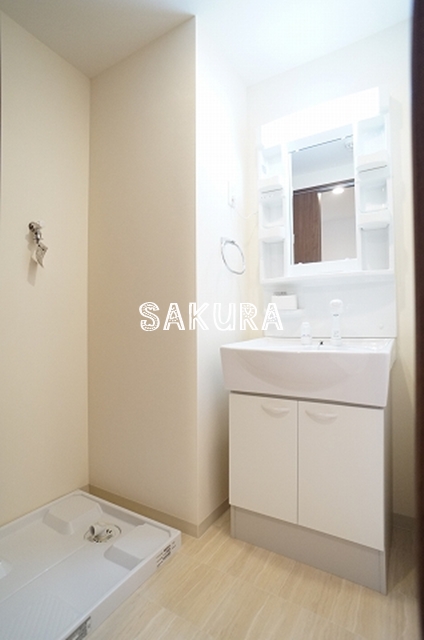 洗面設備　身支度に欠かせない独立洗面台♪