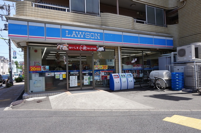コンビニ　ローソン上馬二丁目店（コンビニ）まで190m
