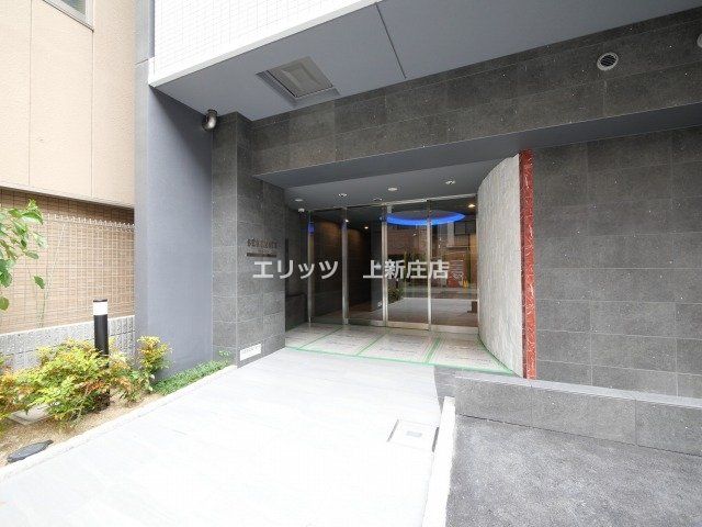 エントランス　駐車場