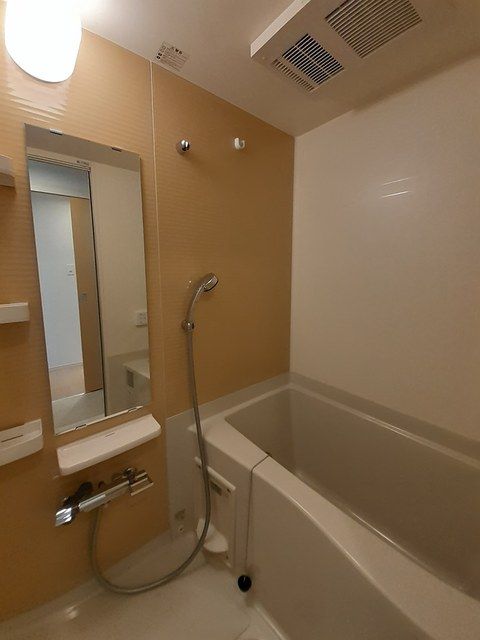 バス・シャワールーム　★追い炊き付きオートバス★