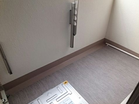 バルコニー　★洗濯物を干すスペース充分に取れます★
