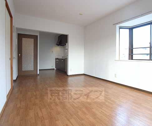 居室・リビング　ボーリンングができそぉうなぐらい広々としたＬＤＫです。