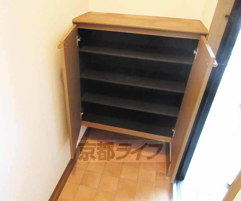 収納　シューズボックスも付いています