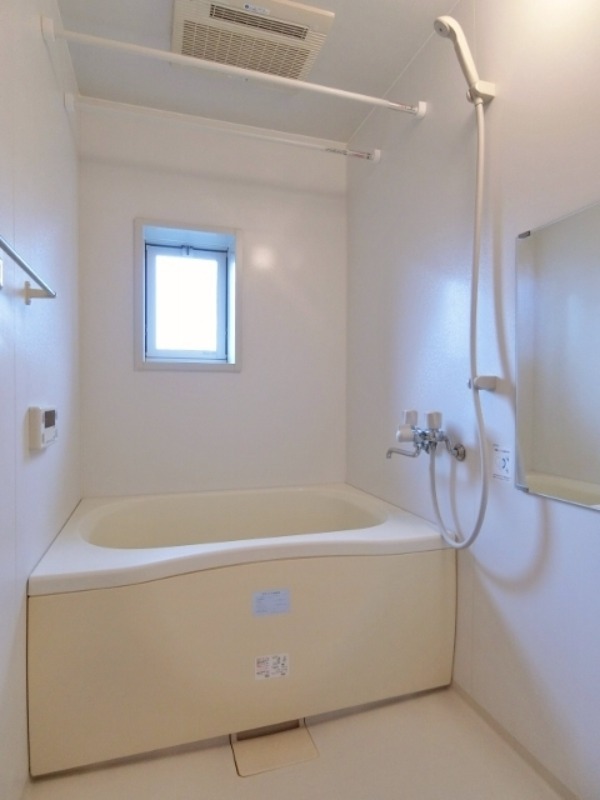 バス・シャワールーム　図面と現状に相違がある場合には現状を優先