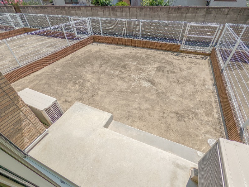 庭　図面と現状に相違がある場合には現状を優先