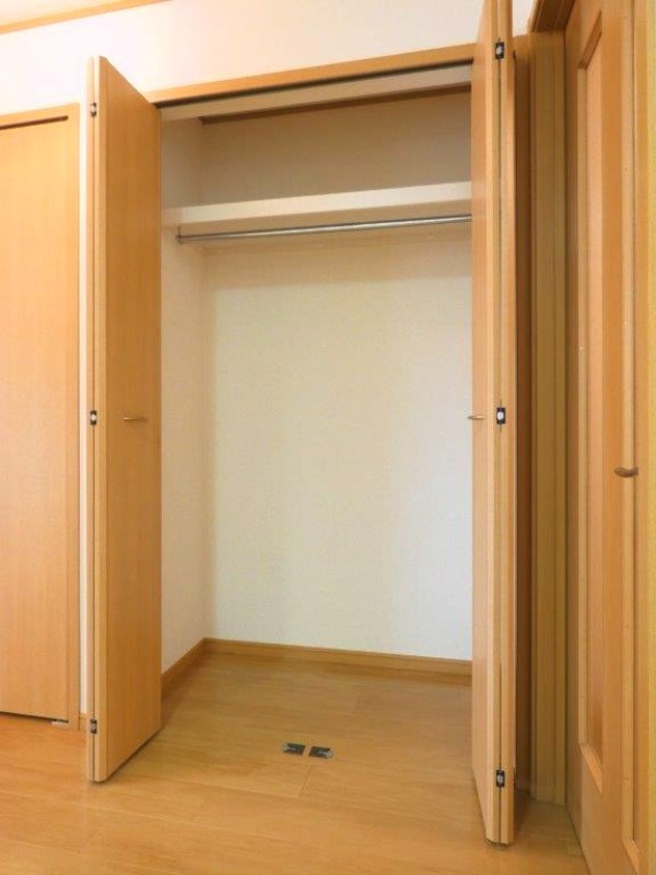 収納　図面と現状に相違がある場合には現状を優先