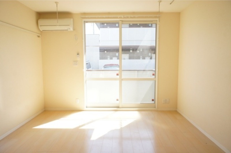 居室・リビング　図面と現状に相違がある場合には現状を優先