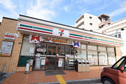コンビニ　セブンイレブン JR徳庵駅西店（コンビニ）まで445m