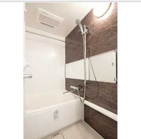 バス・シャワールーム　※写真は同タイプ住戸です。