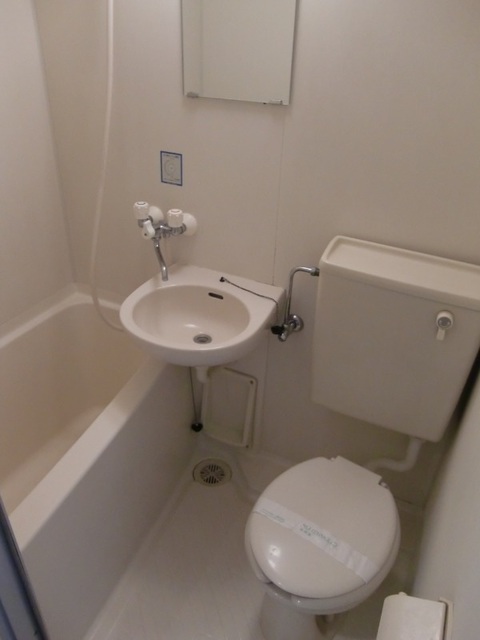 バス・シャワールーム　バスルーム