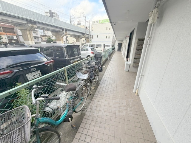 ロビー　駐輪場