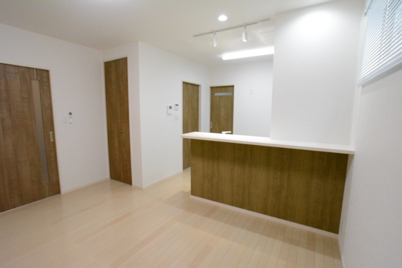 居室・リビング　対面キッチン