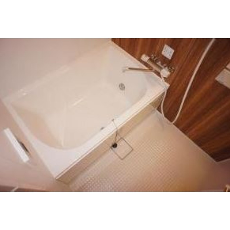 バス・シャワールーム　追い炊き機能付き♪