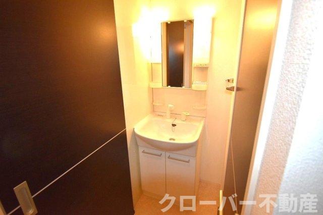 洗面設備　洗髪洗面化粧台