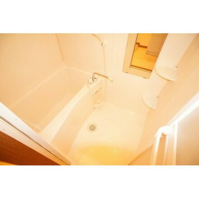 バス・シャワールーム　日々の暮らしに欠かせないお風呂です