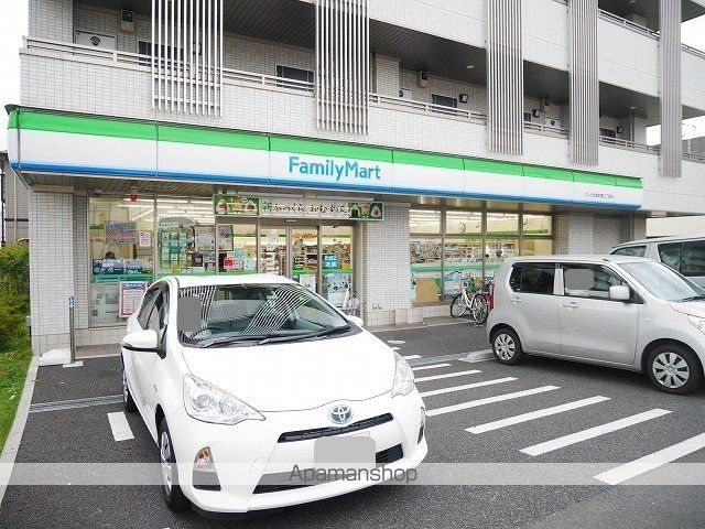 コンビニ　ファミリーマートさいたま本町東二丁目店（コンビニ）まで167m