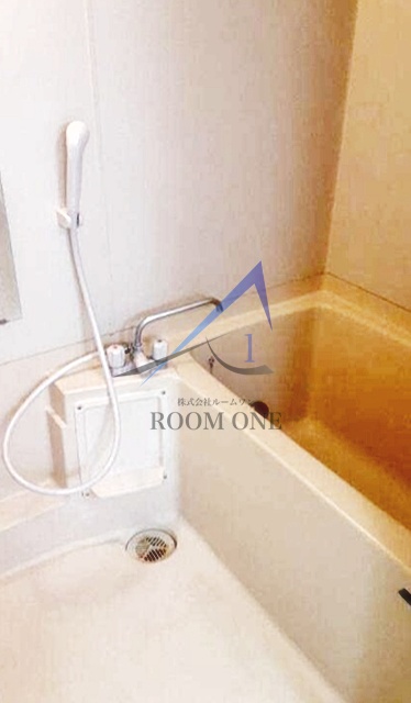 バス・シャワールーム　お風呂です。