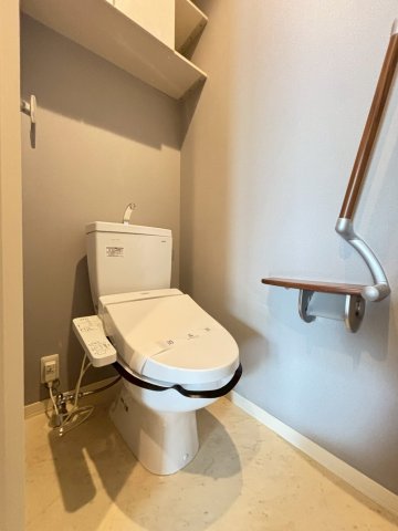 トイレ　※別号室参考写真