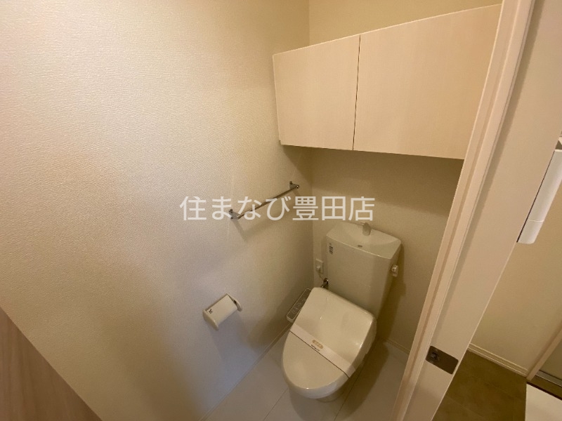 トイレ　同型タイプ