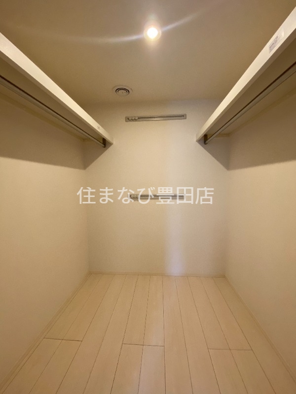 収納　同型タイプ