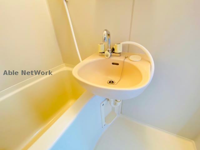 洗面設備　同型タイプ