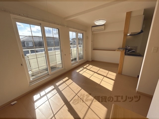 居室・リビング　リビング