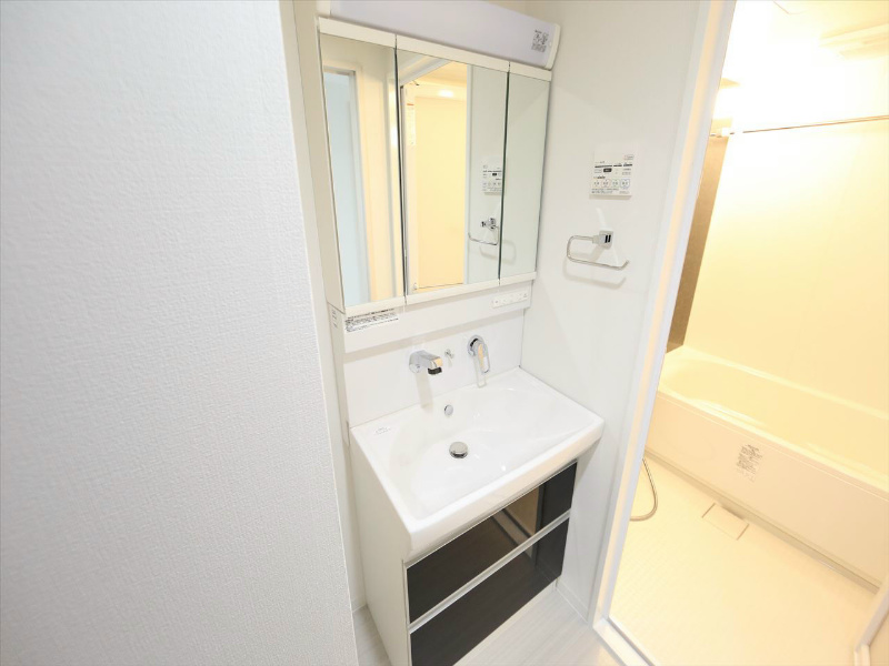 洗面設備　脱衣所　シャンプードレッサー