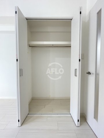 収納　セオリー大阪ベイシティ　クローゼット