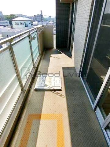 バルコニー　洗濯って気持ちいいですね