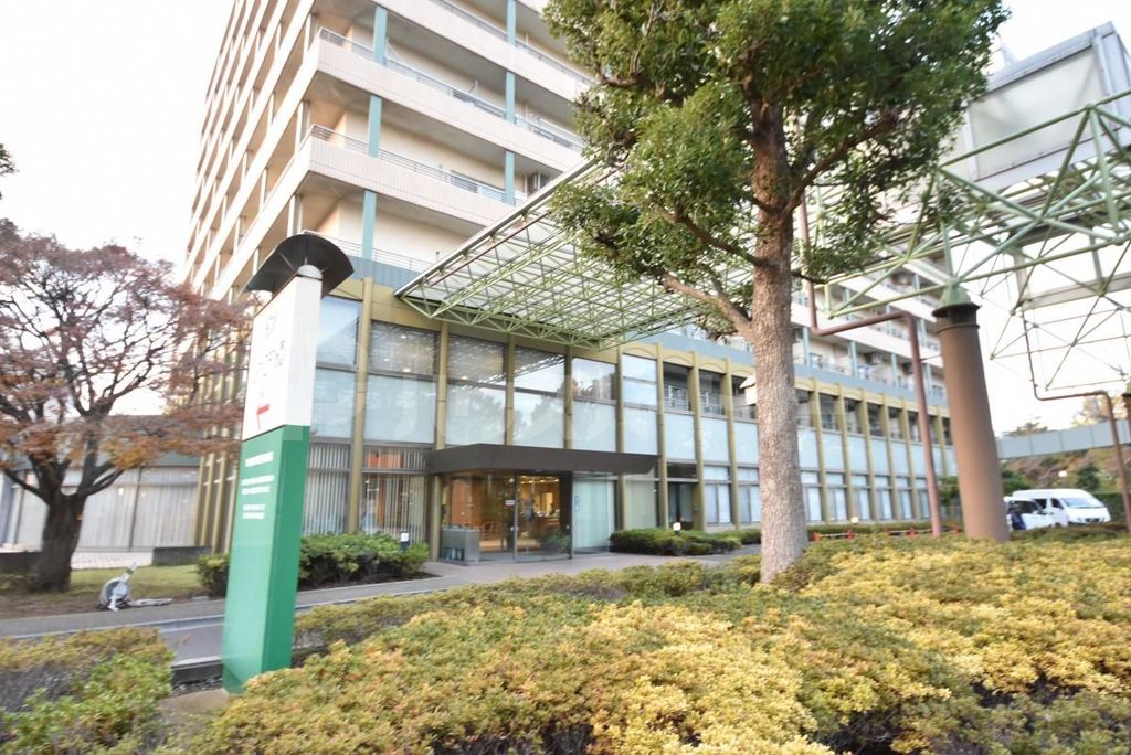 病院　松戸市立福祉医療センター東松戸病院（病院）まで2420m