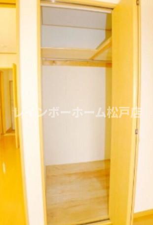 収納　ちょっとした収納スペースも充実しています