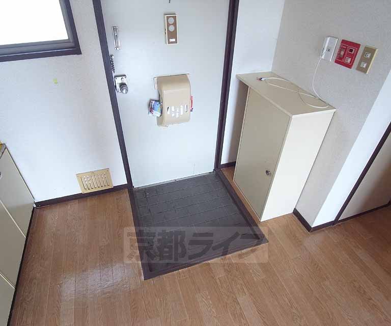 玄関　玄関です。