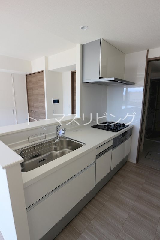 キッチン　※カラーはプレミアムシックになります。