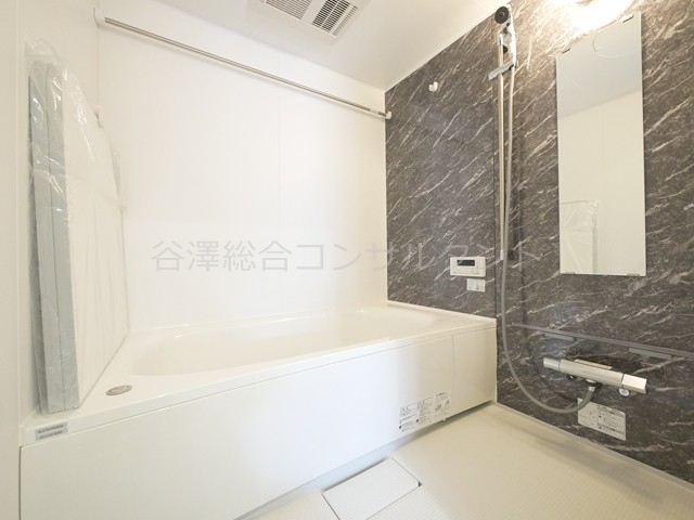 バス・シャワールーム　追い焚き機能、浴室換気乾燥機付