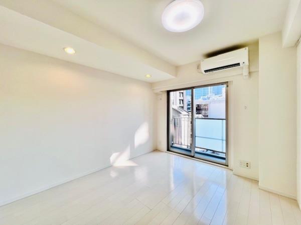 居室・リビング　ゆったりとした居間です