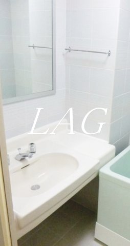 洗面設備　洗面台です。