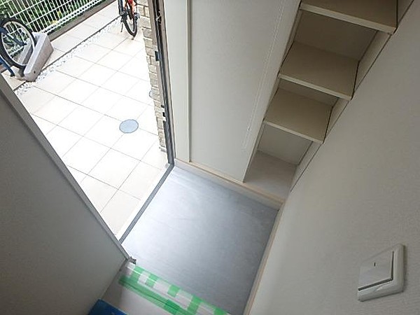玄関　イトナムII　板橋区弥生町
