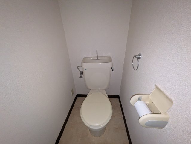 トイレ　サンハイム平和