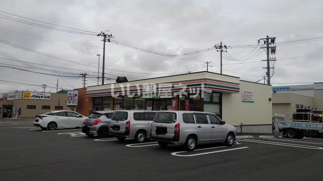 コンビニ　セブンイレブン 仙台六丁の目東店（コンビニ）まで580m