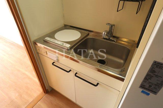 キッチン　同物件別部屋