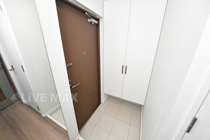 玄関　※反転タイプ