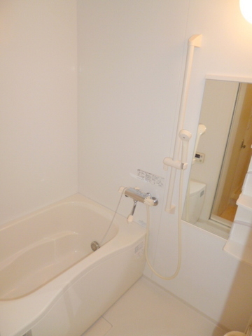 バス・シャワールーム　★追焚機能付きのバスルーム★