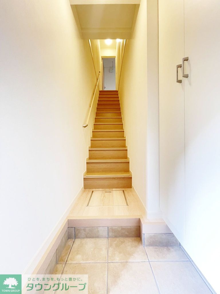 玄関　エントランス