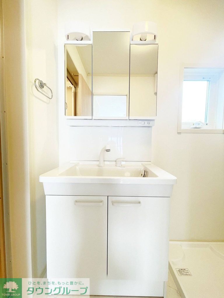 洗面設備　収納