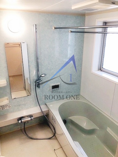 バス・シャワールーム　お風呂です。