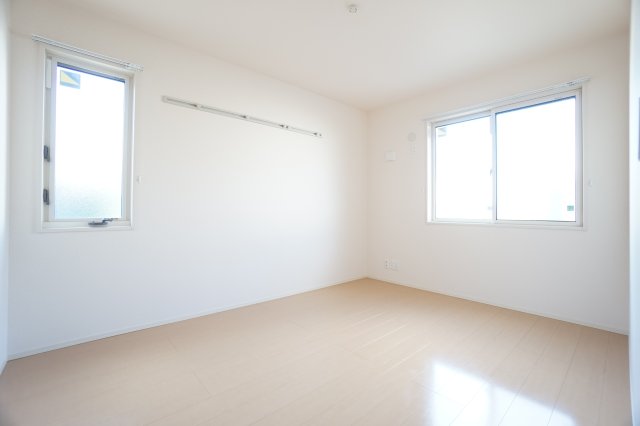 その他部屋・スペース　※同物件、同タイプの写真になります（写真は角部屋です）。