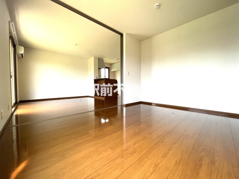 居室・リビング　広々リビング