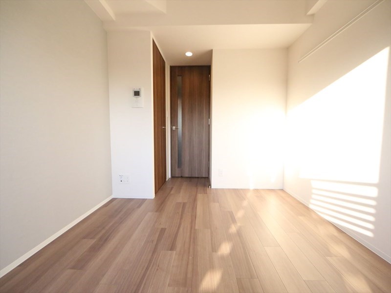 その他部屋・スペース　洋室6.1帖　クローゼット付（収納充実してます）