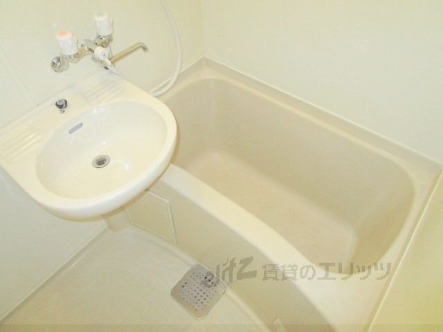 バス・シャワールーム　風呂