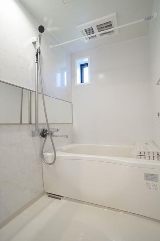 バス・シャワールーム　図面と現状に相違がある場合には現状を優先